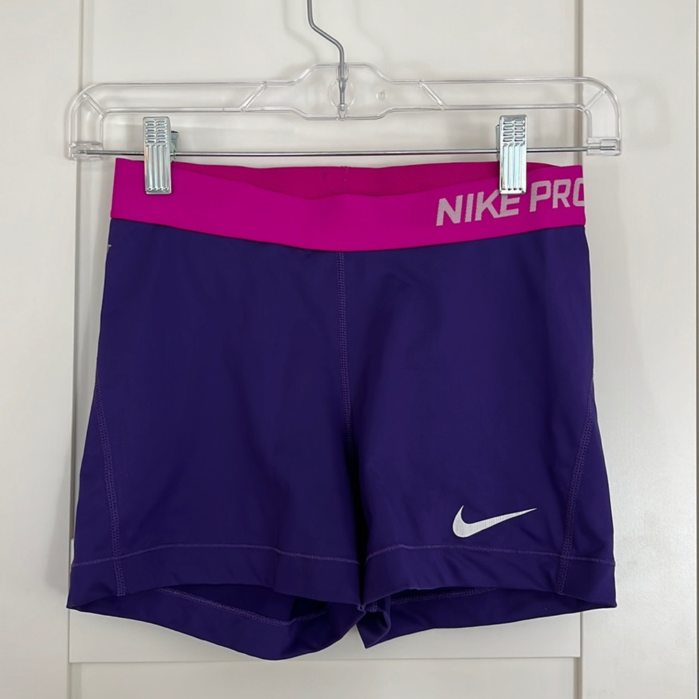 Nike Pro 3” Women’s Shorts size Medium